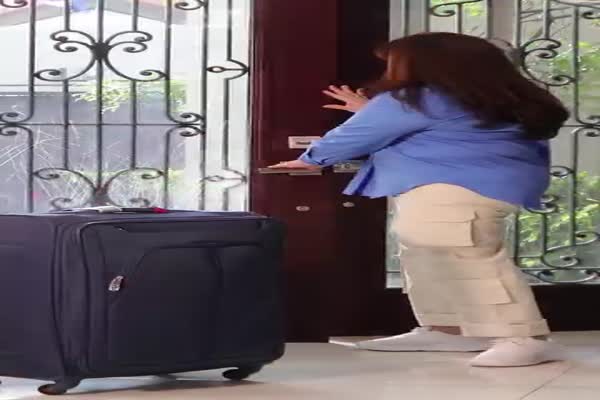 Llegan las primeras pertenencias de JOH a su casa familiar en Tegucigalpa