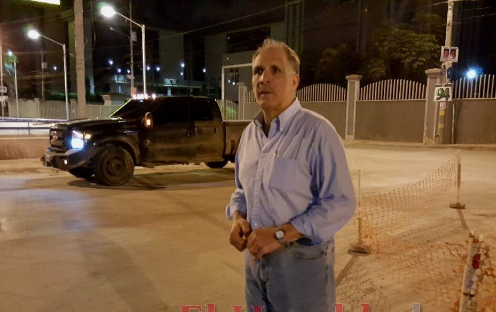 Nasry “Tito” Asfura sufre aparatoso accidente al retornar de un viaje a la zona sur del país  