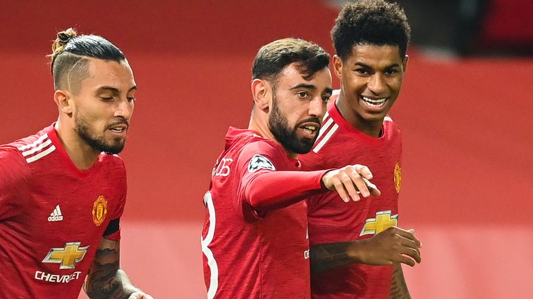 Manchester United supera al Basaksehir con doblete de Fernandes