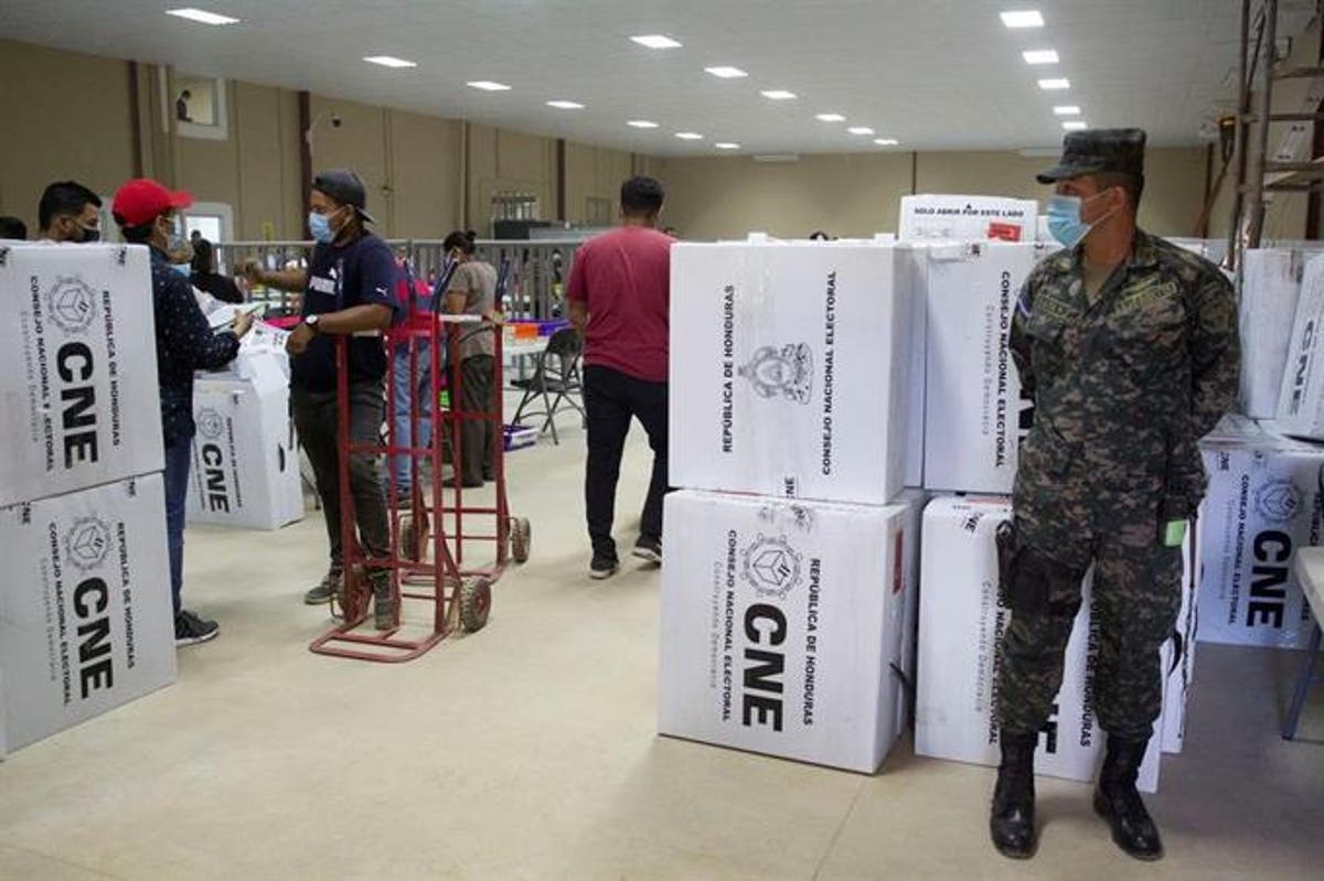 El CNE finaliza el escrutinio de las elecciones primarias 