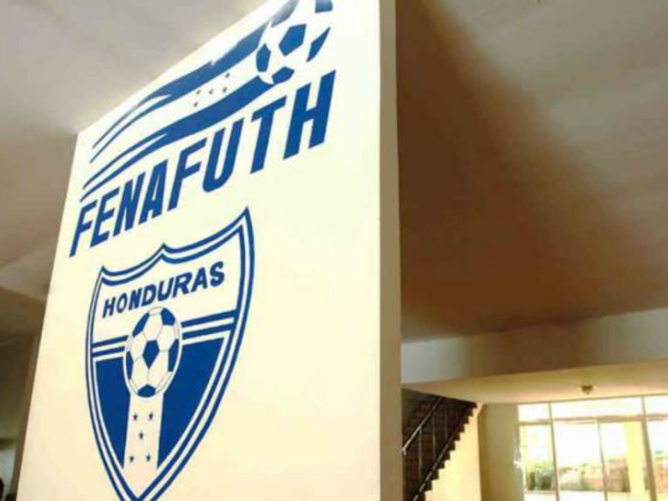 Hotel demanda a la Fenafuth por adeudo de hospedaje de la selección de Honduras